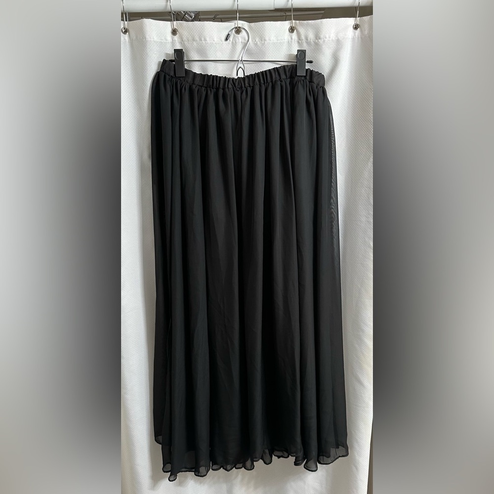 Black Circle Skirt